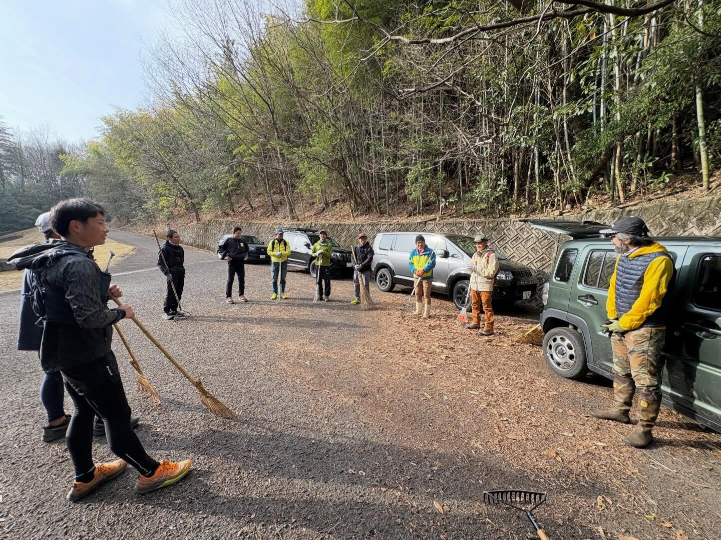 【善通寺五岳山空海トレイル20206ニュース】 整備イベントやります‼️ 誰が言ったか知らないが、トレランレースは「徳を積んだものは完走できる…」と🙏✨✨ 事実、4人しか完走出来なかった2024年MMM100mleで整備に沢山足を運んでくれた選手が見事に完走🏃♂️これはまんざら根拠のない話じゃ〜〜ないぜ?! <開催日>
●2026年1月31日(土)9:00集合
●2026年2月14日(土)9:00集合 ゲンと神輿は担いどけ!って言いますよね(言わない?)という訳で参加お待ちしております!笑。 自分の走りやすいコースに整備して完走&記録狙っちゃいましょう👀✨